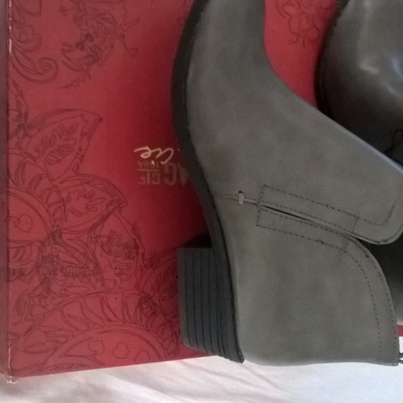 American Rag Womens Cadee Gray Ankle Booties Shoes - Picture 3 of 6